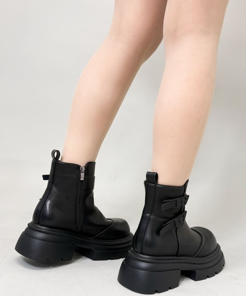 FOLLOWIN（フォロウィン）の「２color /サイドベルトヴィンテージグラデーション厚底ショートブーツ（ブーツ・レディース・ブラウン/ブラック・LARGE/MEDIUM/SMALL）」の9枚目の写真