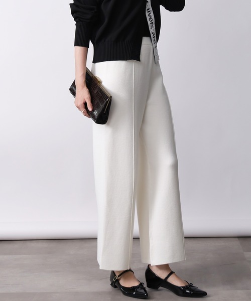 PICCIN(ピッチン)の「【セットアップ可能】センターラインニットパンツ(その他パンツ・レディース・オフホワイト/ブラック/ダークグレー・M)」の1枚目の写真