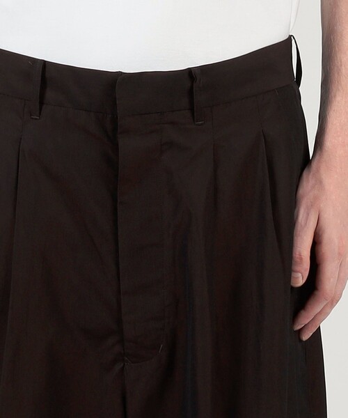 HAVERSACK（ハバーザック）の「HAVERSACK ATTIRE コットン タックワイドパンツ（その他パンツ・メンズ・ダークブラウン・M/L）」の6枚目の写真