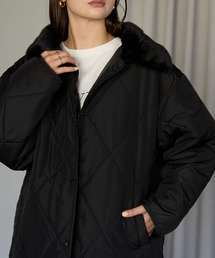 TRIANGLE PALETTE | 衿ファー付きキルトジャケット(その他アウター)