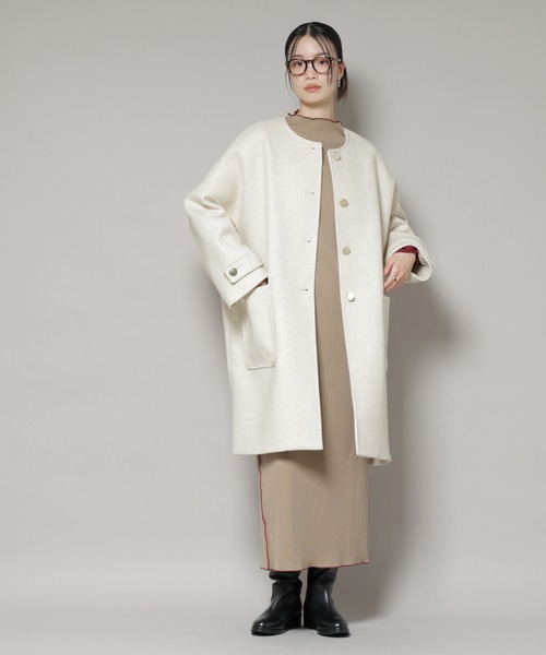 NANO universe(ナノユニバース)の「ノーカラーコクーンミドルコート(ノーカラーコート・レディース・ブラック/アイボリー/グレー・FREE)」の5枚目の写真