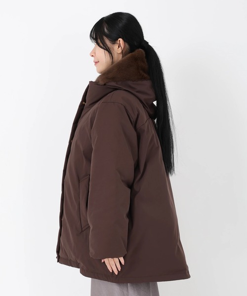 STRAWBERRY-FIELDS（ストロベリーフィールズ）の「マットツイル_2wayファーフード中綿アウター（その他アウター・レディース・オフホワイト/ブラック/ブラウン・2）」の5枚目の写真