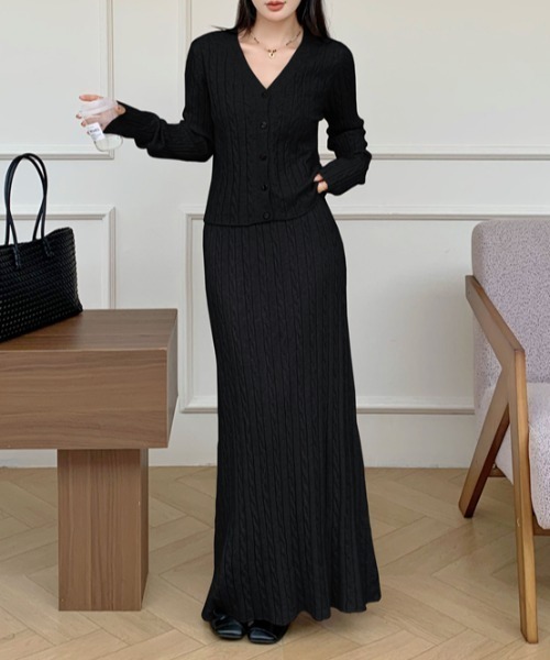 Diosfront（ディオスフロント）の「ショート丈ケーブルニットカーディガンセットアップ（セットアップ・レディース・チャコールグレー/ブラック/ベージュ/モカ/アイボリー・FREE）」の14枚目の写真