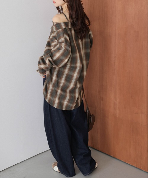 AMELY(エミリー)の「3wayチェックシャツ(シャツ/ブラウス・レディース・オレンジ/ブラウン/ブルー/ブラック・フリー)」の18枚目の写真
