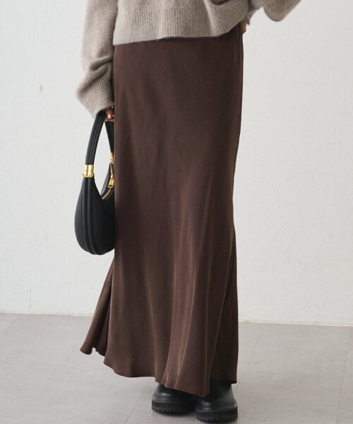 LOUNGEDRESS(ラウンジドレス)の「キュプラマーメイドスカート(スカート・レディース・ブラック/オフホワイト/ブラウン・SMALL/MEDIUM)」の3枚目の写真