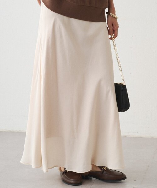 LOUNGEDRESS(ラウンジドレス)の「キュプラマーメイドスカート(スカート・レディース・ブラック/オフホワイト/ブラウン・SMALL/MEDIUM)」の16枚目の写真