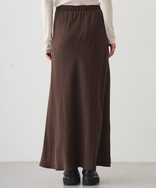 LOUNGEDRESS(ラウンジドレス)の「キュプラマーメイドスカート(スカート・レディース・ブラック/オフホワイト/ブラウン・SMALL/MEDIUM)」の6枚目の写真