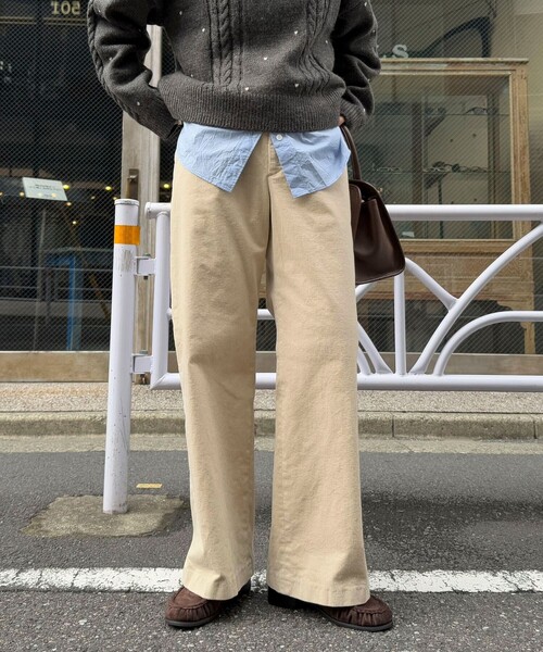 fredy emue（フレディエミュ）の「コーデュロイストレートパンツ（その他パンツ・レディース・イエロー/ベージュ/ピンク/チャコールグレー・36/38）」の3枚目の写真