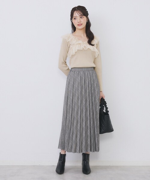 index（インデックス）の「クロスチュールフリルリブニット【洗濯機OK/抗ピル】（ニット/セーター・レディース・チャコールグレー/ナチュラル/ベビーピンク/ブラック系7・36/38/40）」の21枚目の写真