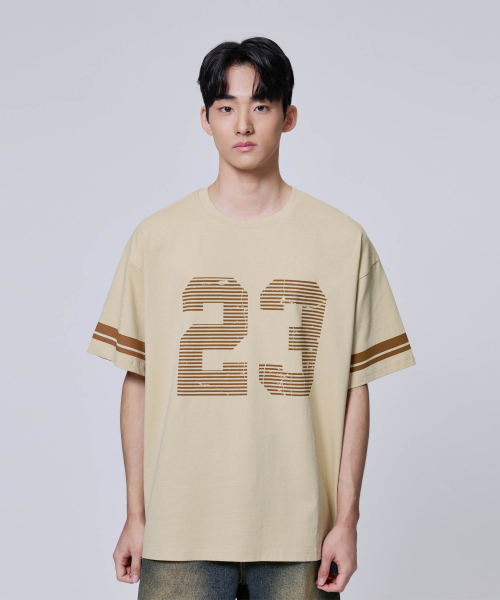 AGOD（エージーオーディー）の「オーバーサイズヴィンテージラグビー半袖Tシャツ[ライトベージュ]（Tシャツ/カットソー・レディース・その他・SMALL/MEDIUM/LARGE）」の2枚目の写真
