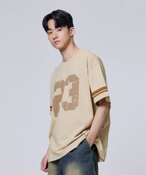 AGOD（エージーオーディー）の「オーバーサイズヴィンテージラグビー半袖Tシャツ[ライトベージュ]（Tシャツ/カットソー・レディース・その他・SMALL/MEDIUM/LARGE）」の8枚目の写真