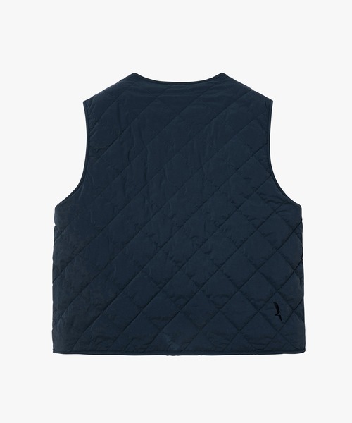 AIGLE(エーグル)の「Repreve中綿インサレーション リバーシブルキルティングボアベスト(ダウンベスト・レディース・ベージュ/ホワイト/ダークネイビー・38/36/40)」の19枚目の写真