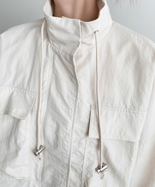 moment+（モーメントプラス）の「ナイロンワッシャースタンドショートジャケット（ミリタリージャケット・レディース・ブラック/アイボリー/グレー・M）」の16枚目の写真