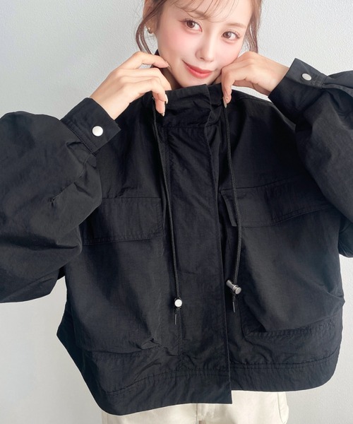 moment+（モーメントプラス）の「ナイロンワッシャースタンドショートジャケット（ミリタリージャケット・レディース・ブラック/アイボリー/グレー・M）」の10枚目の写真