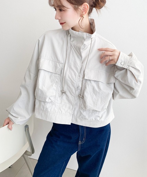 moment+（モーメントプラス）の「ナイロンワッシャースタンドショートジャケット（ミリタリージャケット・レディース・ブラック/アイボリー/グレー・M）」の22枚目の写真