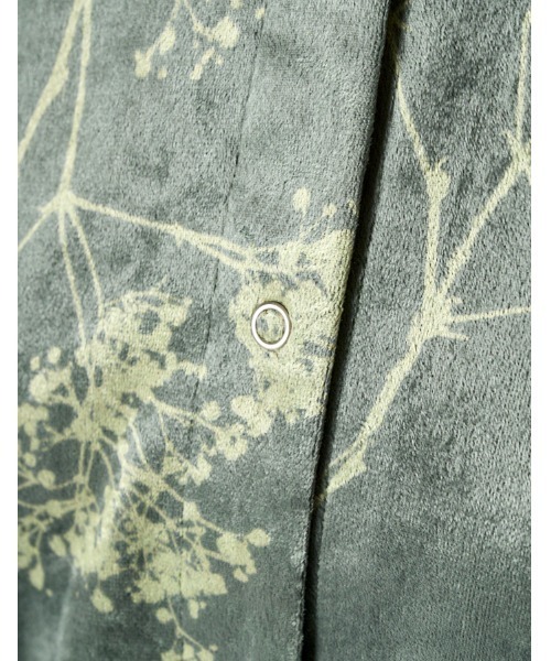 RUMCHE(ラムシェ)の「Tree Shade Velour Blouse / ツリーシェイドベロアブラウス(シャツ/ブラウス・レディース・ブラック/カーキ/サックスブルー・FREE)」の9枚目の写真
