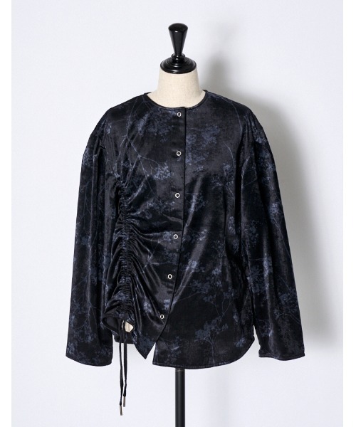 RUMCHE(ラムシェ)の「Tree Shade Velour Blouse / ツリーシェイドベロアブラウス(シャツ/ブラウス・レディース・ブラック/カーキ/サックスブルー・FREE)」の12枚目の写真