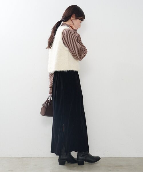 Kastane(カスタネ)の「【2サイズ展開/低身長サイズ】ベロアメロウスカート(スカート・レディース・ブラック/ブラウン・0/1)」の6枚目の写真