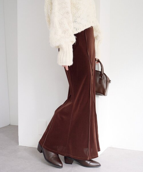 Kastane(カスタネ)の「【2サイズ展開/低身長サイズ】ベロアメロウスカート(スカート・レディース・ブラック/ブラウン・0/1)」の9枚目の写真