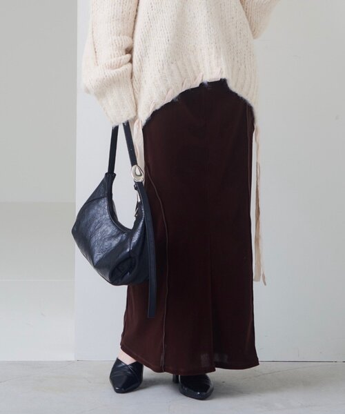 Kastane(カスタネ)の「【2サイズ展開/低身長サイズ】ベロアメロウスカート(スカート・レディース・ブラック/ブラウン・0/1)」の17枚目の写真