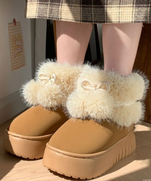 gossip！ロサンゼルス（ゴシップロサンゼルス）の「Y2Kガーリー レトロ厚底もこもこレースフリルハイカットスノーブーツ/ブーティ（ブーツ・レディース・ベージュ/ブラウン/オフホワイト・S/M/L）」の2枚目の写真
