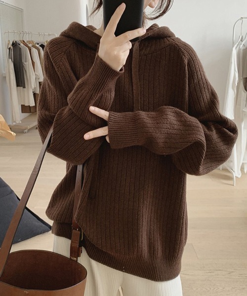 SallyLunn(サリーラン)の「フード付きリブニットプルオーバー(ニット/セーター・レディース・ネイビー/ブラウン/ホワイト/ブラック/グレー・FREE)」の5枚目の写真
