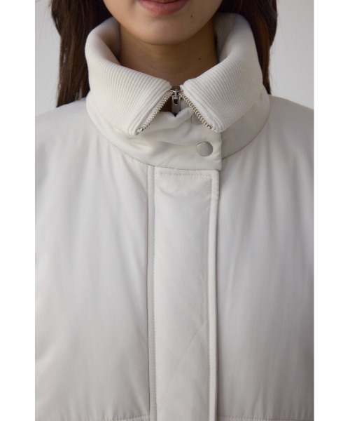 AZUL by moussy(アズールバイマウジー)の「襟リブ中綿ポケットブルゾン(ブルゾン・レディース・アイボリー/ブラック/カーキ・FREE)」の11枚目の写真
