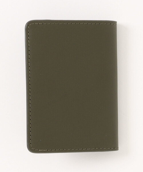 A.P.C.（アーペーセー）の「PORTE-CARTE STEFAN（財布・メンズ・カーキ・ONESIZE）」の2枚目の写真