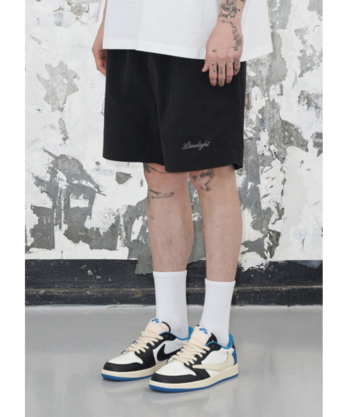 LIMELIGHT APPAREL(ライムライトアパレル)の「アパレルスクリプトロゴナイロンショーツ(ブラック/グレー)(その他パンツ・メンズ・その他・MEDIUM/LARGE/X-LARGE/XX-LARGE/SMALL)」の1枚目の写真