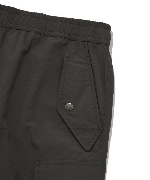 VISION STREET WEAR（ヴィジョンストリートウェア）の「VSW Parachute Cargo Pants Charcoal（その他パンツ・レディース・その他・LARGE/X-LARGE/MEDIUM）」の7枚目の写真