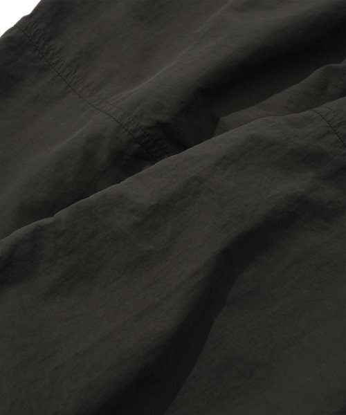 VISION STREET WEAR（ヴィジョンストリートウェア）の「VSW Parachute Cargo Pants Charcoal（その他パンツ・レディース・その他・LARGE/X-LARGE/MEDIUM）」の14枚目の写真