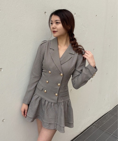 one way(ワンウェイ)の「ロー切り替えテーラーワンピース(ワンピース・レディース・グレー/ホワイト系その他/ブラウン系その他・FREE)」の11枚目の写真