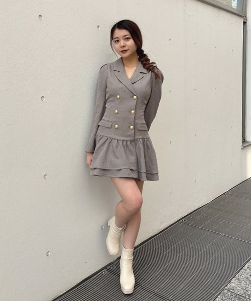 one way(ワンウェイ)の「ロー切り替えテーラーワンピース(ワンピース・レディース・グレー/ホワイト系その他/ブラウン系その他・FREE)」の16枚目の写真