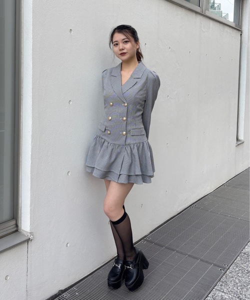 one way(ワンウェイ)の「ロー切り替えテーラーワンピース(ワンピース・レディース・グレー/ホワイト系その他/ブラウン系その他・FREE)」の6枚目の写真