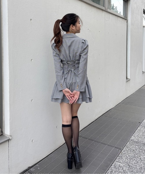 one way(ワンウェイ)の「ロー切り替えテーラーワンピース(ワンピース・レディース・グレー/ホワイト系その他/ブラウン系その他・FREE)」の7枚目の写真