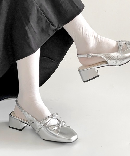 Shoes in Closet（シューズインクローゼット）の「軽量 スクウェアトゥ ワイドヒール バックバンド リボン パンプス 2488（パンプス・レディース・ブラック/アイボリー/シルバー・S/M/L/LL）」の18枚目の写真