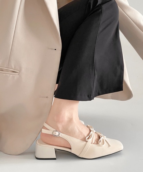 Shoes in Closet（シューズインクローゼット）の「軽量 スクウェアトゥ ワイドヒール バックバンド リボン パンプス 2488（パンプス・レディース・ブラック/アイボリー/シルバー・S/M/L/LL）」の8枚目の写真