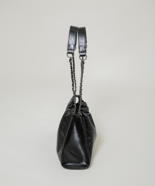 NANO universe（ナノユニバース）の「チェーンショルダーギャザーバッグ（ショルダーバッグ・レディース・シルバー/ブラック・F）」の7枚目の写真