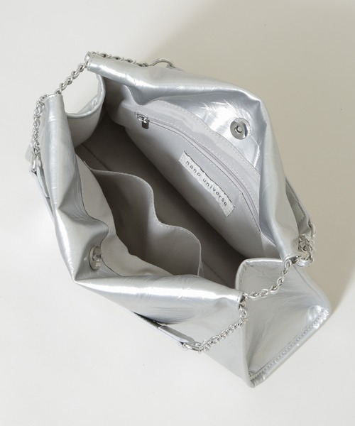 NANO universe（ナノユニバース）の「チェーンショルダーギャザーバッグ（ショルダーバッグ・レディース・シルバー/ブラック・F）」の12枚目の写真