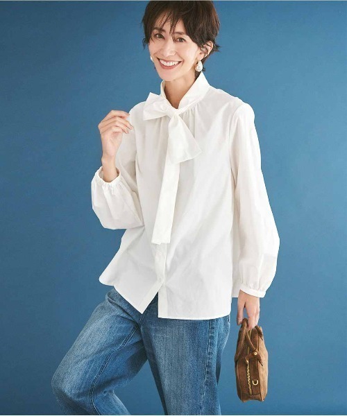 IEDIT(イディット)の「IEDIT ループ付きで簡単に華やぐボウタイブラウス(シャツ/ブラウス・レディース・ブルー/ホワイト・3L/LL/L/M/S)」の3枚目の写真