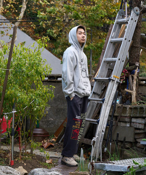 MOSQUITO MURDERERS(モスキートマーダラーズ)の「Uncontrolled Experienced Life FLEECE-LINED HOODIE -Gray(パーカー・メンズ・その他・1/2)」の4枚目の写真
