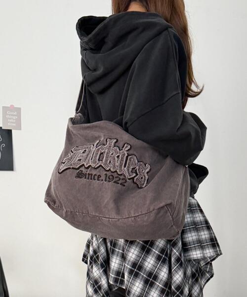Dickies（ディッキーズ）の「∴WEGO/別注DickiesワッペンロゴBIGショルダー（ショルダーバッグ・レディース・その他1/ブラウン/スミクロ・FREE）」の13枚目の写真