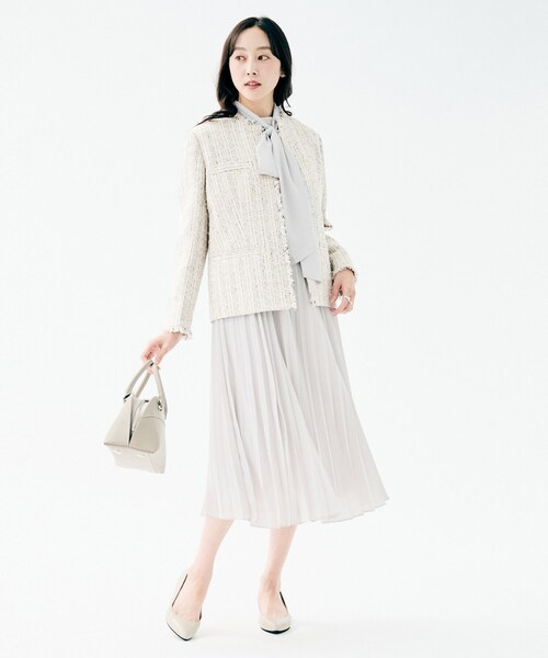 UNTITLED（アンタイトル）の「【セレモニー/華やか】ファンシーツイード ジャケット（ノーカラージャケット・レディース・ベージュ系その他7/ネイビー系3/ブルー系8・50/44/46/48/01/02/03/04/42/00）」の9枚目の写真