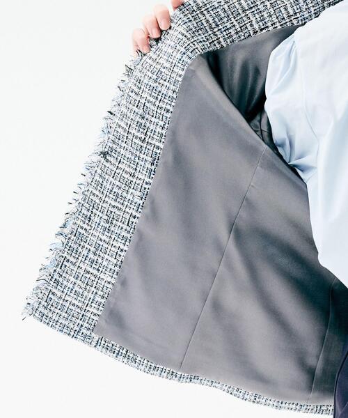 UNTITLED（アンタイトル）の「【セレモニー/華やか】ファンシーツイード ジャケット（ノーカラージャケット・レディース・ベージュ系その他7/ネイビー系3/ブルー系8・50/44/46/48/01/02/03/04/42/00）」の16枚目の写真