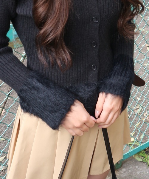 tinkerend(ティンカーエンド)の「Shaggy Polo Collar Knit Cardigan / シャギーポロカラーニットカーディガン(ニット/セーター・レディース・グレー/ブラック・FREE)」の9枚目の写真