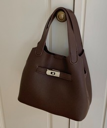 ミニポーチ付きバックル2WAYショルダーバッグ