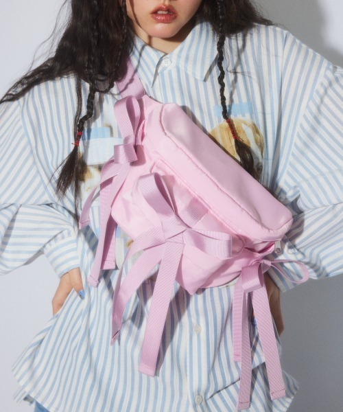 Candy Stripper（キャンディストリッパー）の「FANCY RIBBON WAIST バッグ（ボディバッグ/ウエストポーチ・レディース・ピンク/ブラック・FREE）」の6枚目の写真