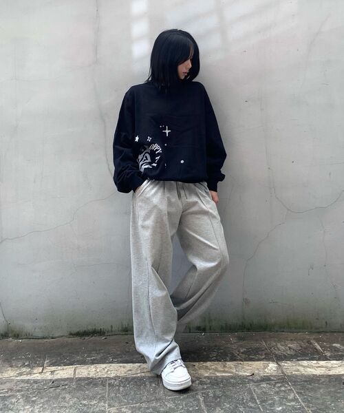FDR(エフディーアール)の「Twinkle Bloom floopy Crewneck Black(スウェット・メンズ・その他・MEDIUM/LARGE/SMALL)」の2枚目の写真