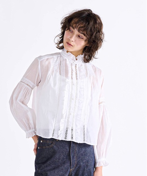Marilyn Moon(マリリンムーン)の「sheer starched cotton lace frilled blouse(シャツ/ブラウス・レディース・ホワイト/ベージュ/ネイビー・FREE)」の4枚目の写真