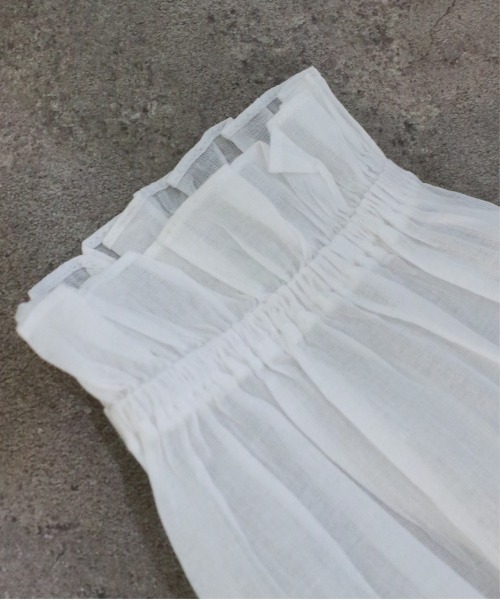 Marilyn Moon(マリリンムーン)の「sheer starched cotton lace frilled blouse(シャツ/ブラウス・レディース・ホワイト/ベージュ/ネイビー・FREE)」の19枚目の写真